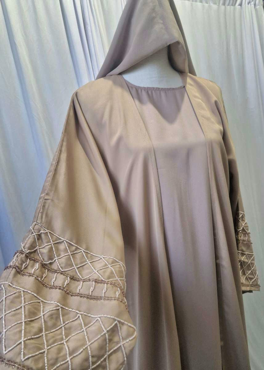 Abaya Alma