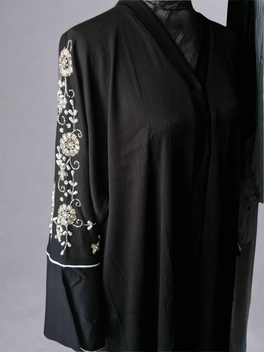 Abaya Neyla